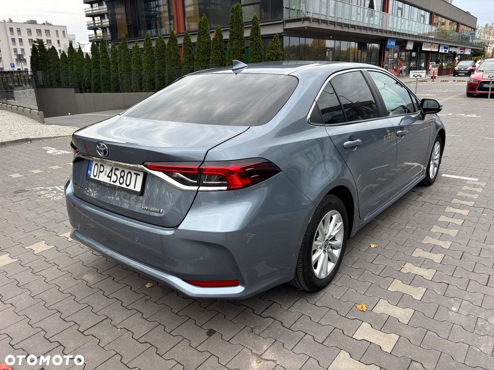 Toyota Corolla 1.8 Hybrid Comfort - 24