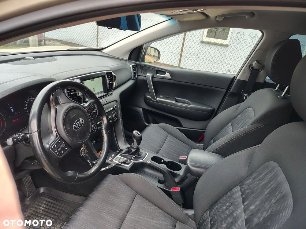 Kia Sportage 1.6 GDI L 2WD - 8