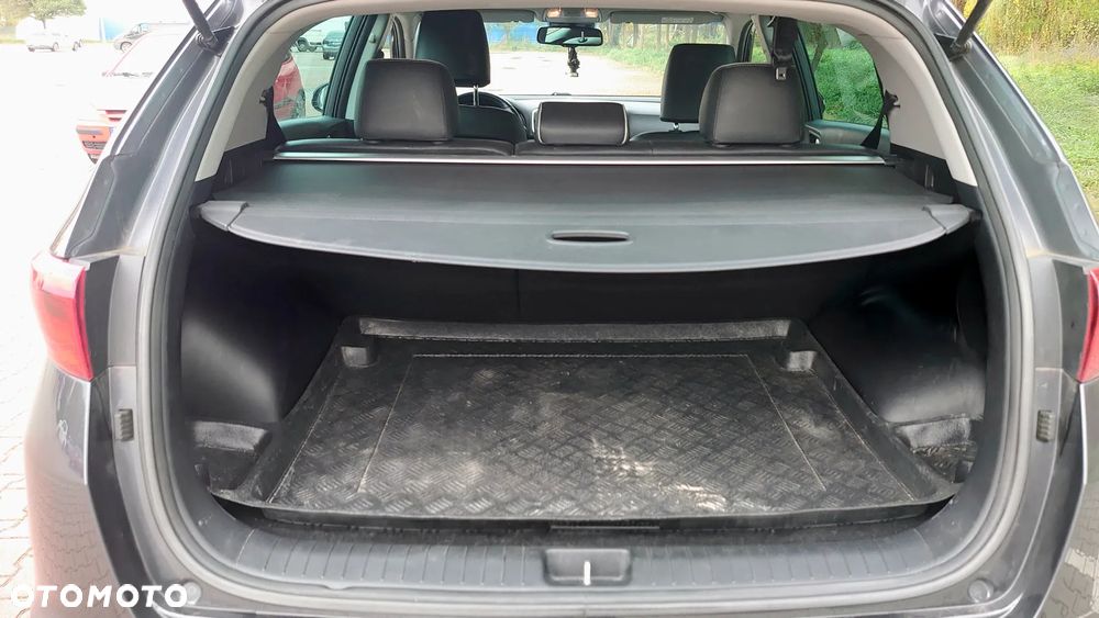 Kia Sportage 1.6 GDI 2WD Dream-Team Edition - 26