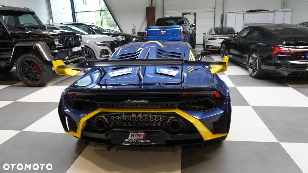 Lamborghini Huracan - 17