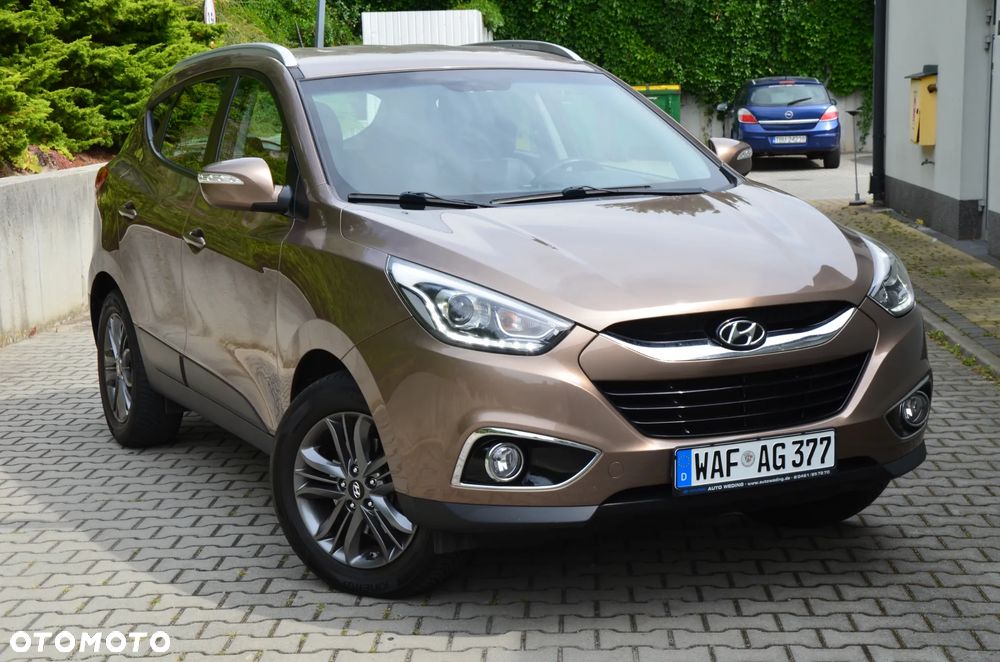 Hyundai ix35 2.0 CRDi 4WD Automatik Fifa World Cup Gold Edition - 39
