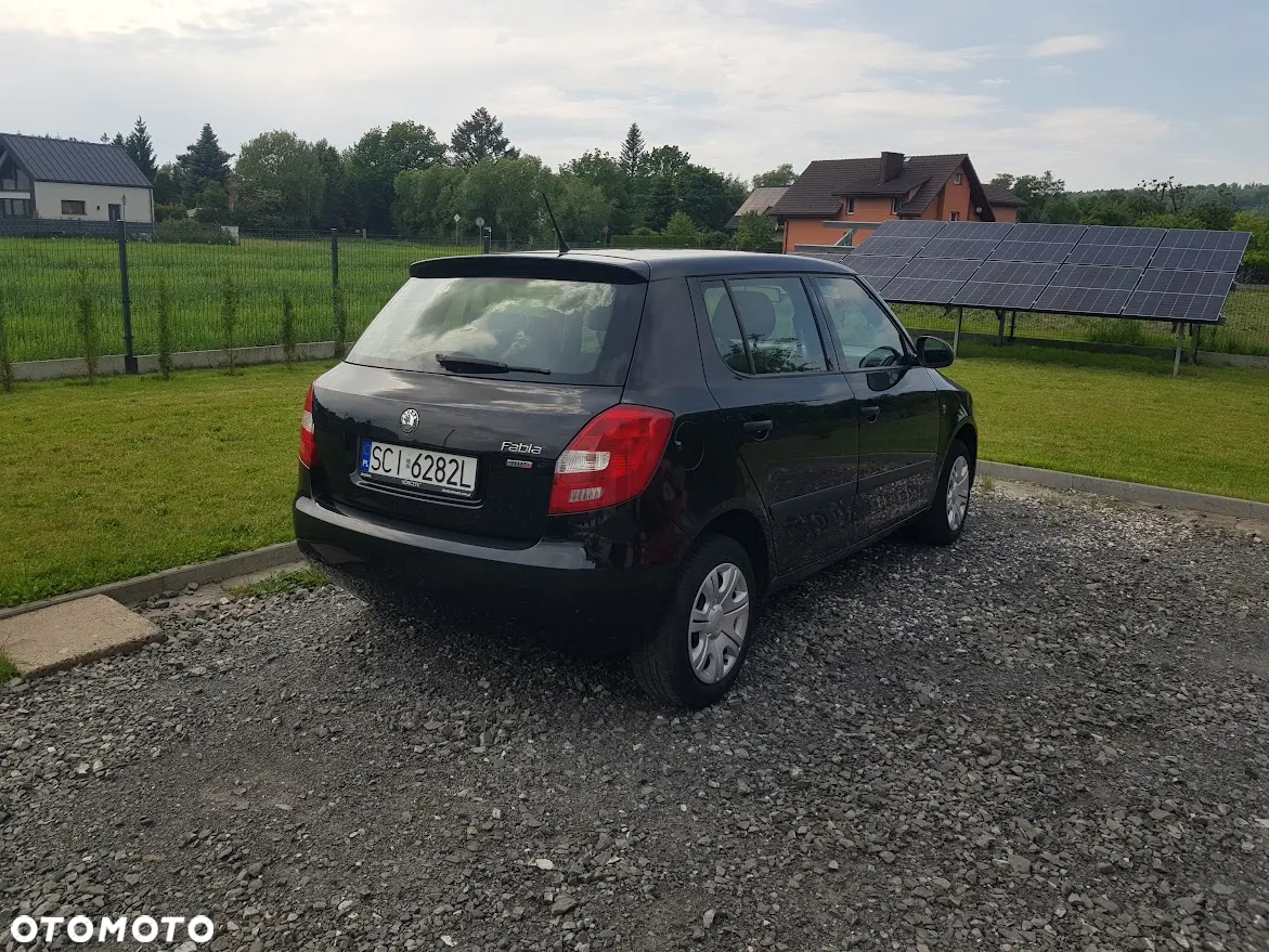 Skoda Fabia 1.2 TSI Ambiente - 2