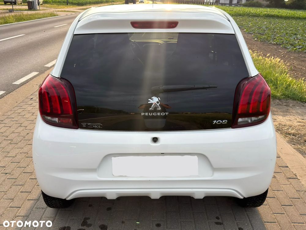 Peugeot 108 PureTech 82 Allure - 5