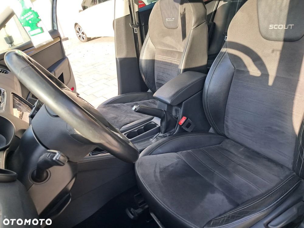 Skoda Octavia 2.0 TDI (Green tec) 4x4 DSG Scout - 11