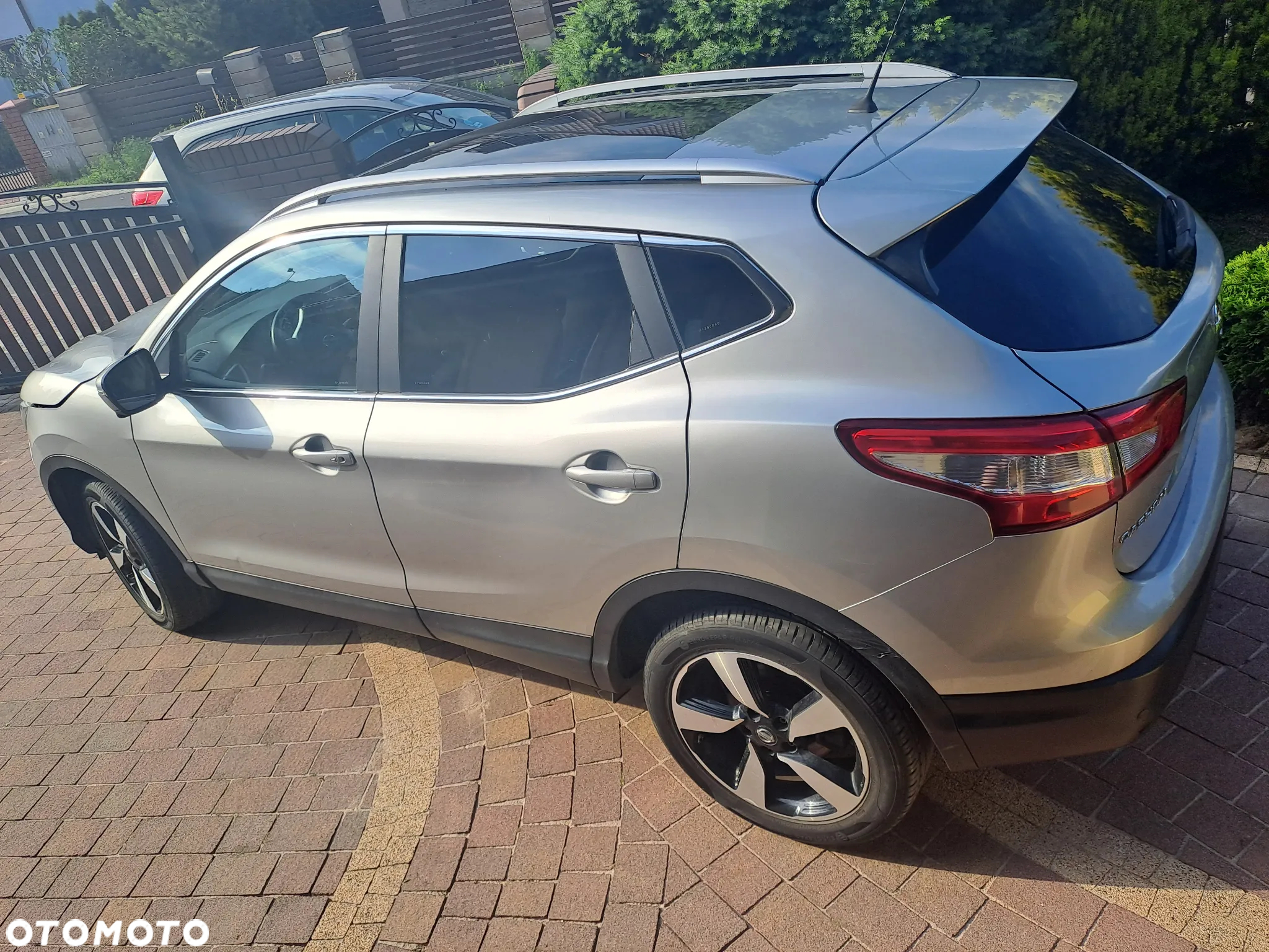 Nissan Qashqai 1.2 DIG-T N-Connecta - 10