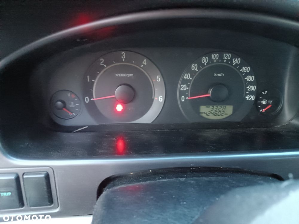 Hyundai Trajet - 5