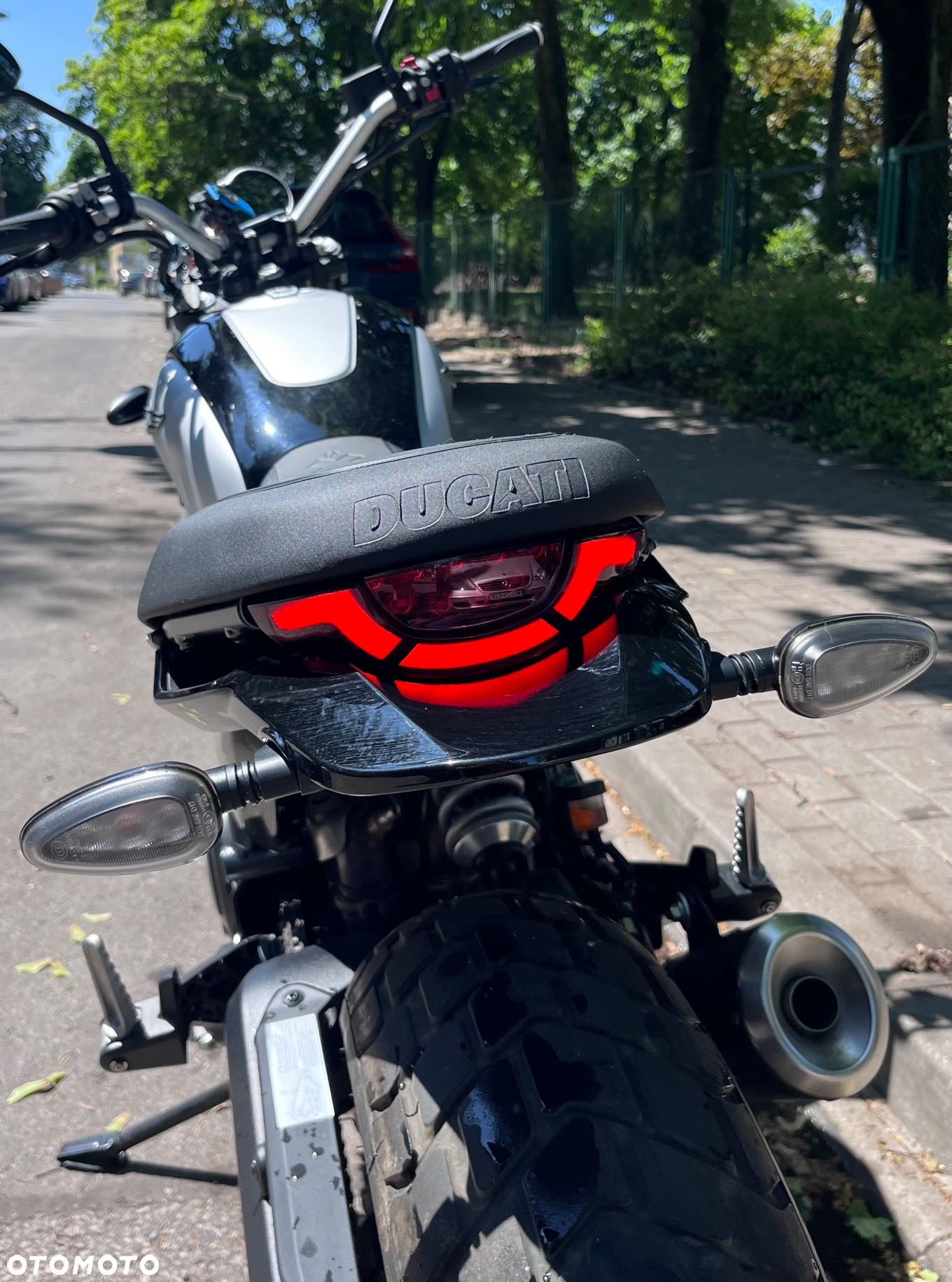 Ducati Scrambler - 8