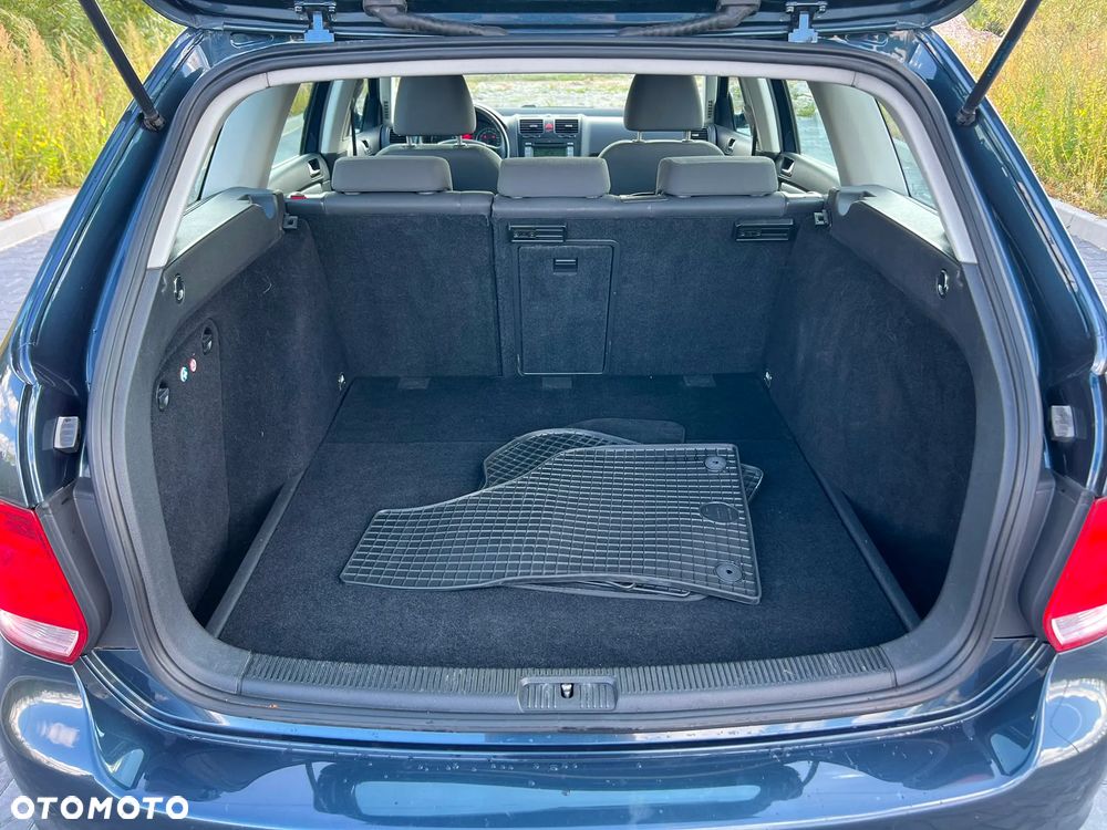 Volkswagen Golf 1.6 Comfortline - 30