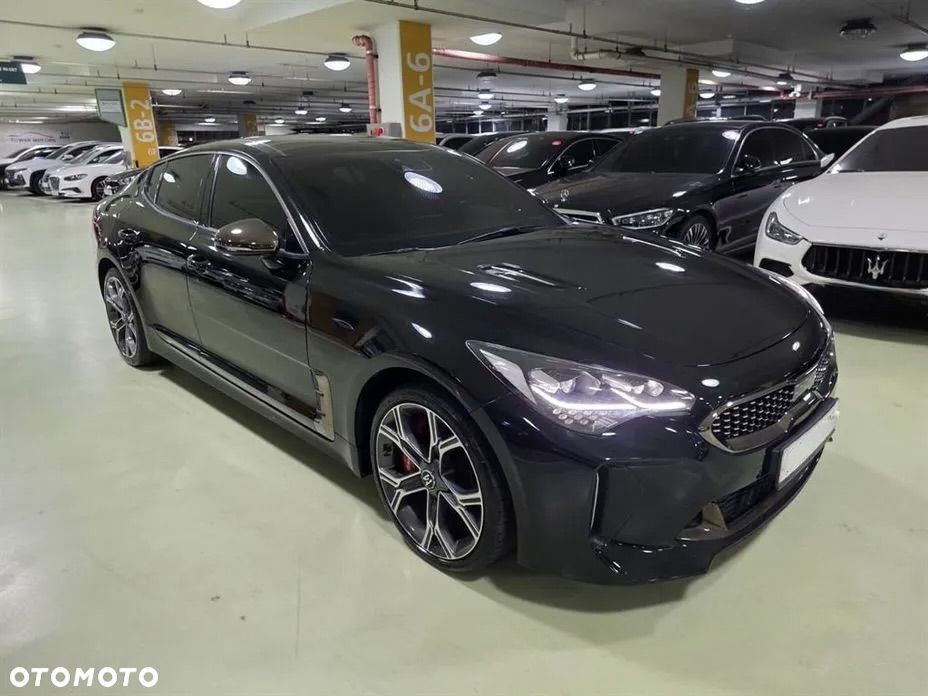 Kia Stinger 2.0 T-GDI GT Line - 5
