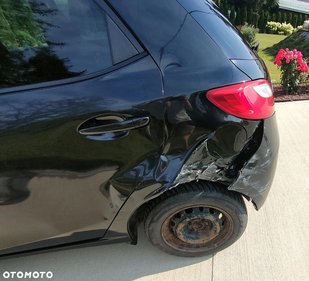 Mazda 2 1.3 Exclusive - 9