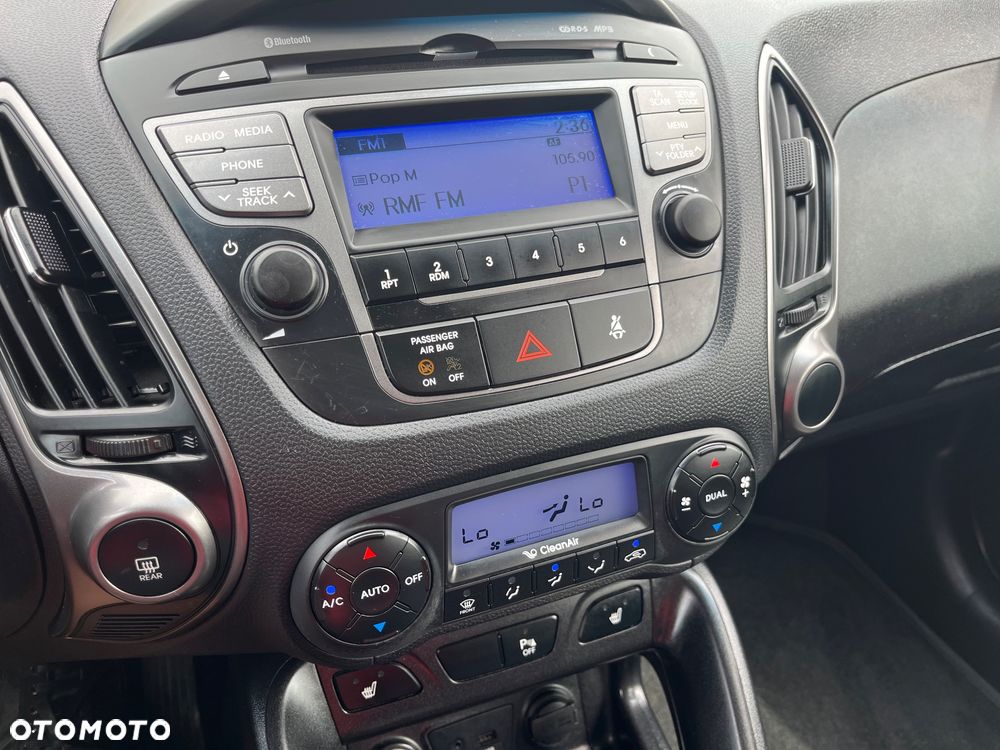Hyundai ix35 1.6 2WD Fifa World Cup Edition - 24