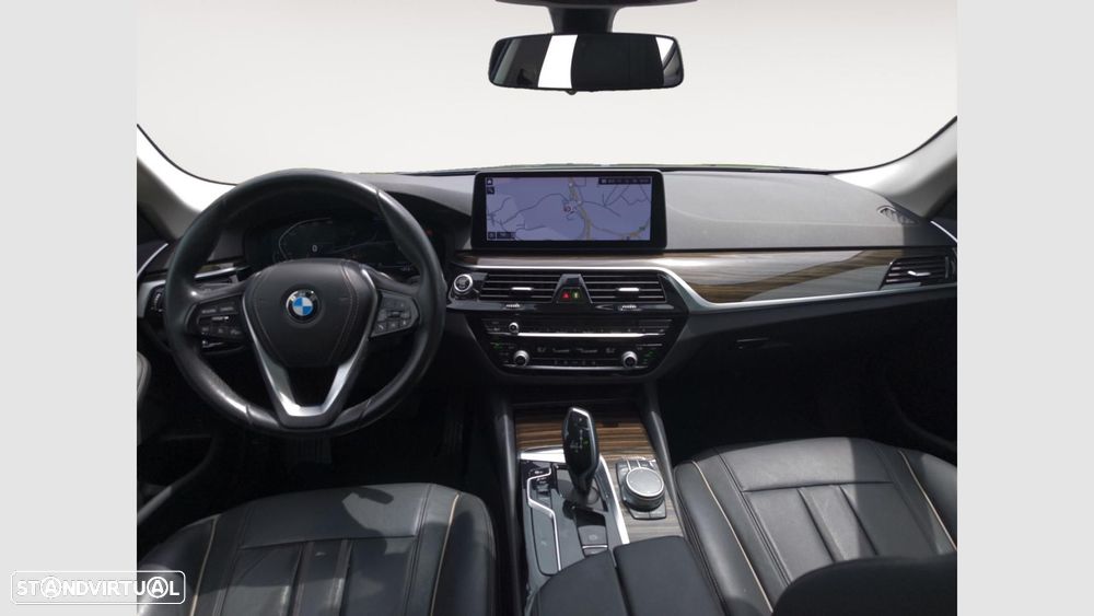 BMW 520 d Auto - 11