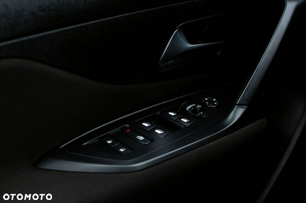 Peugeot 308 1.5 BlueHDi Active Pack S&S EAT8 - 23