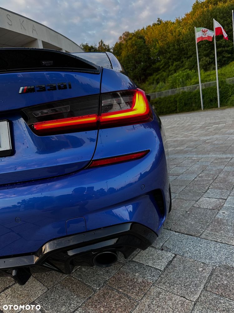 BMW Seria 3 330i M Sport - 7