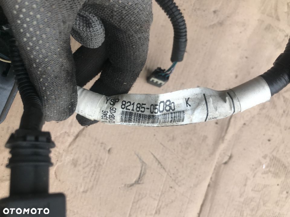 wiązka klapy z zamkiem avensis t25 82185-05080 - 2