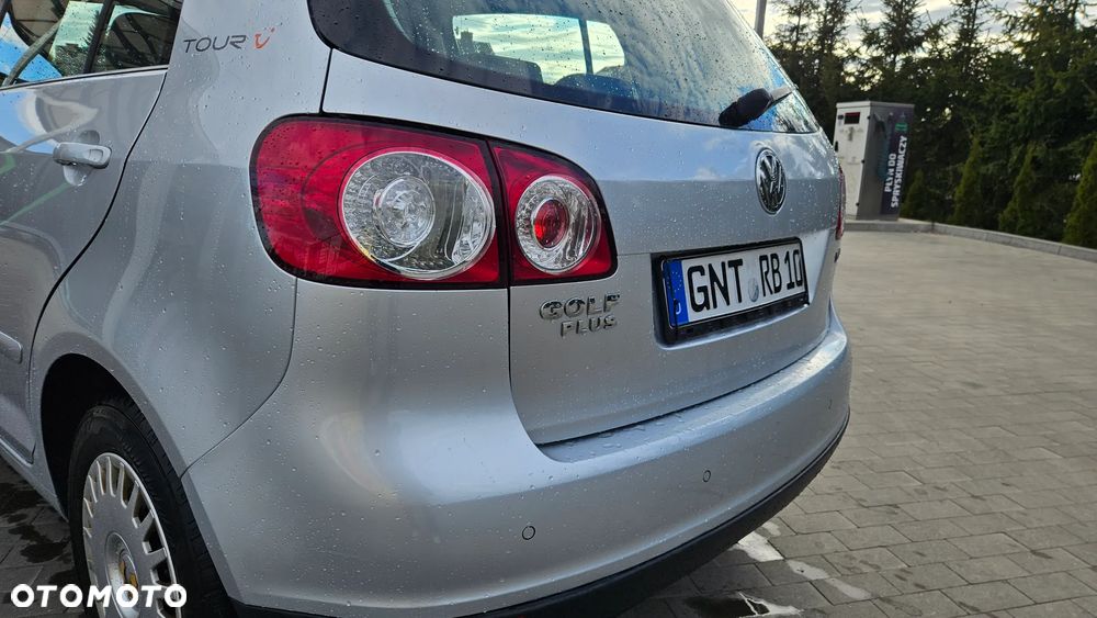 Volkswagen Golf Plus 1.9 TDI Tour - 32