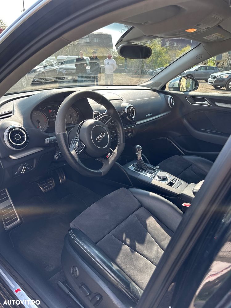 Audi S3 2.0 TFSI quattro Stronic - 5