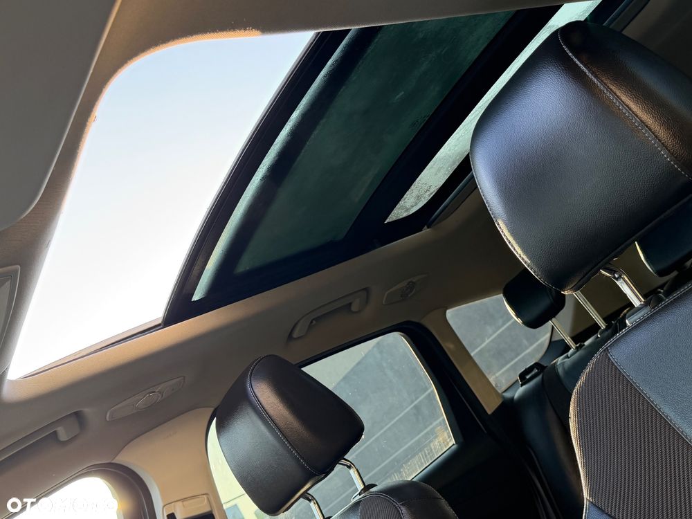 Ford Kuga 2.0 TDCi 4x4 Titanium - 6