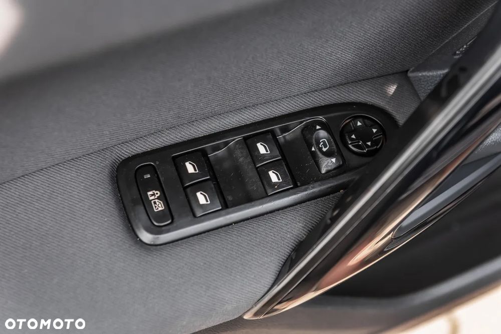 Peugeot 508 1.6 e-HDi Active S&S - 15