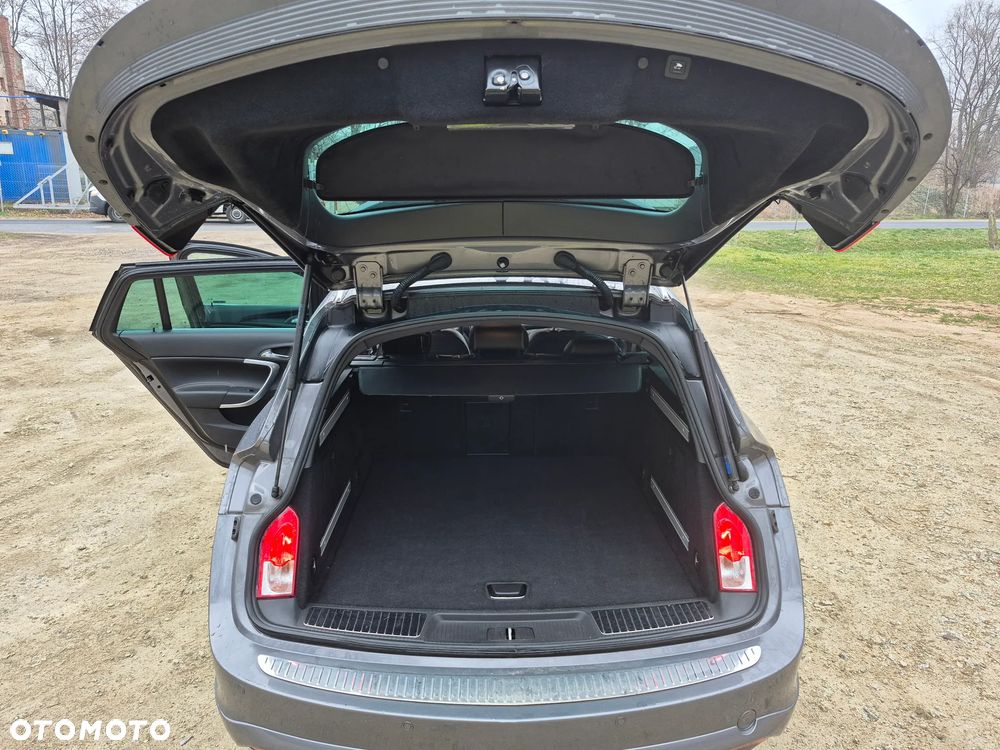 Opel Insignia 2.0 SIDI Turbo 4x4 Sports Tourer Innovation - 20