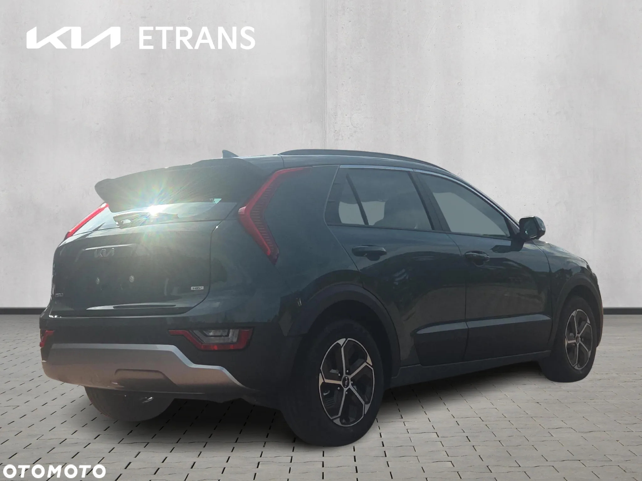 Kia Niro 1.6 GDI Hybrid M - 2