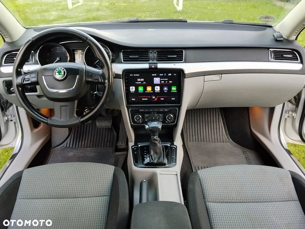 Skoda Superb 1.8 TSI Elegance DSG - 21