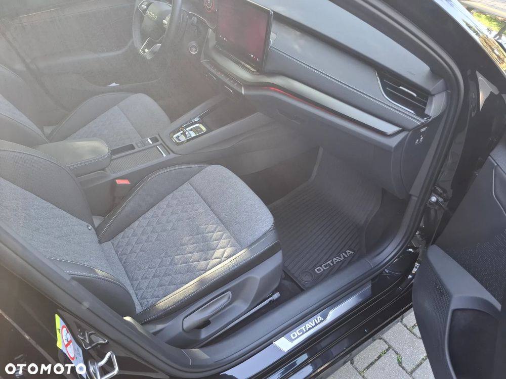 Skoda Octavia 1.5 TSI mHEV Sportline DSG - 16