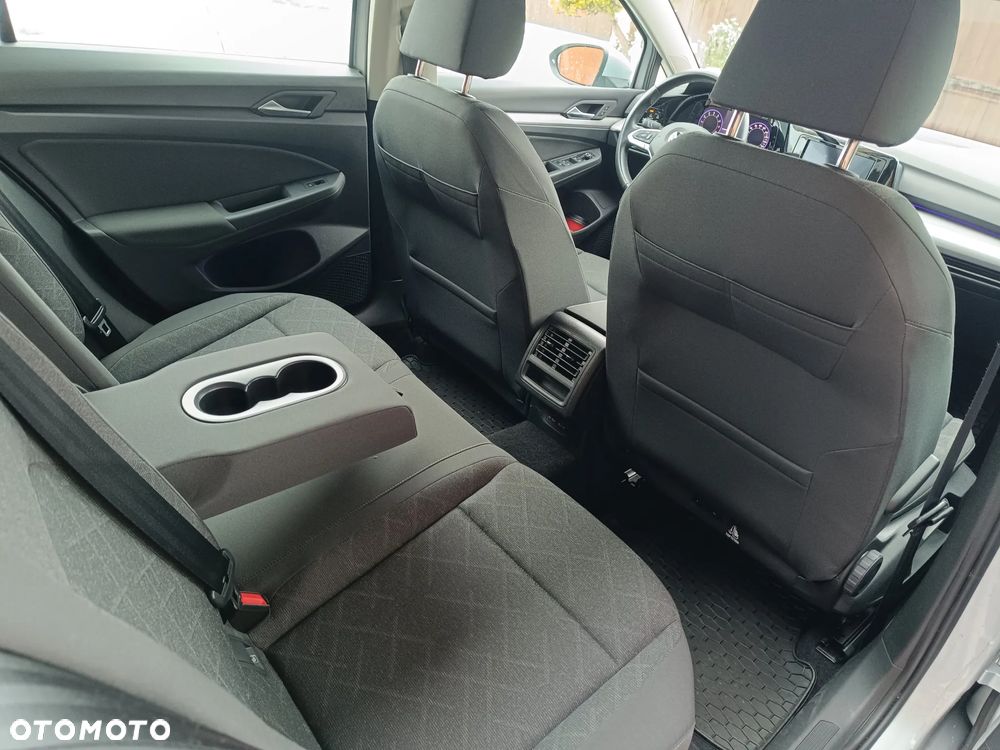 Volkswagen Golf 1.5 TSI EVO Life - 6