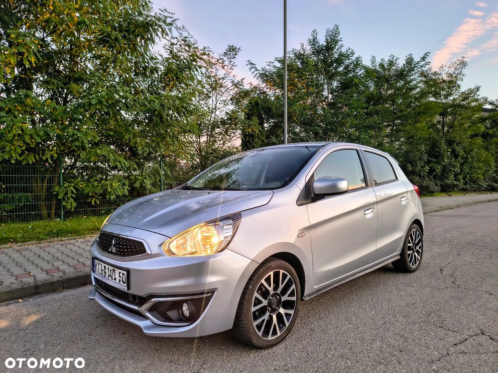 Mitsubishi Space Star 1.2 AS&G Invite CVT - 23