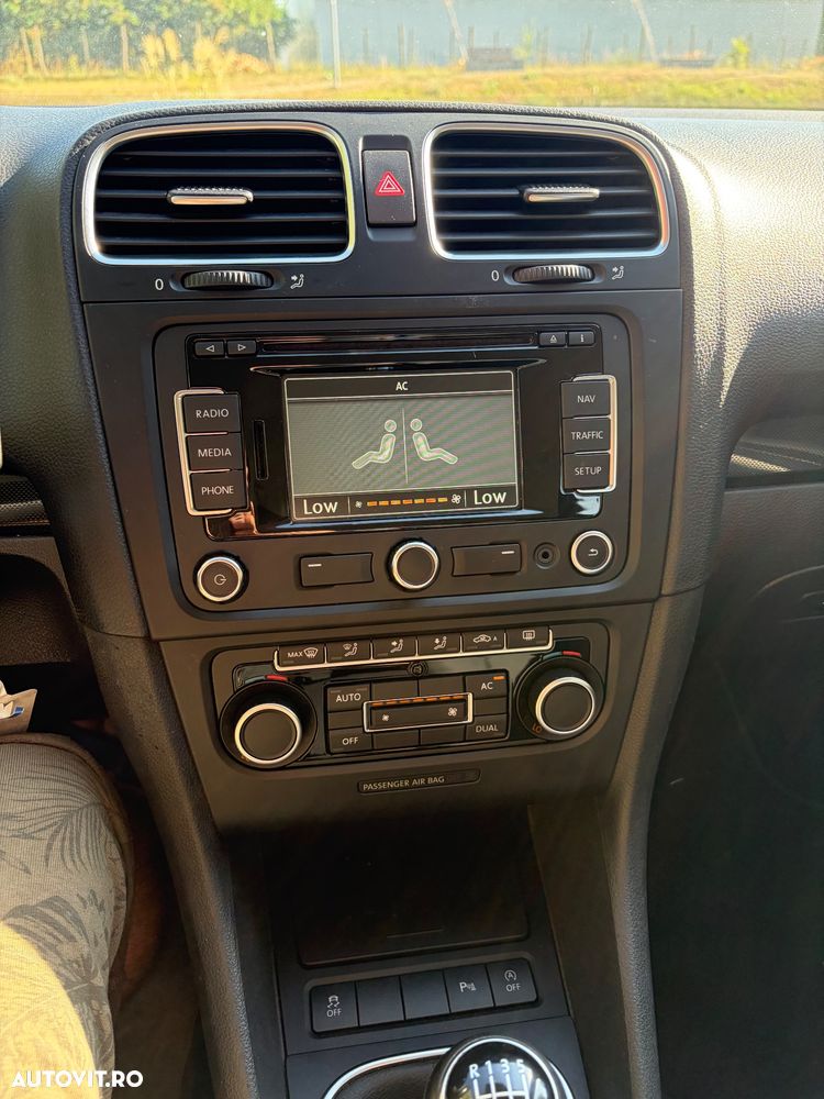 Volkswagen Golf - 9