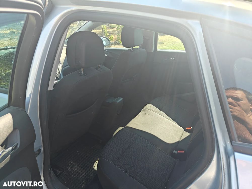 Opel Astra - 6