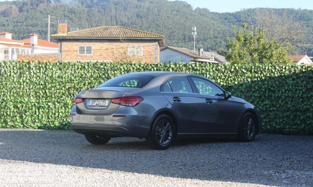 Mercedes-Benz A 180 Limousine d Style Aut. - 3