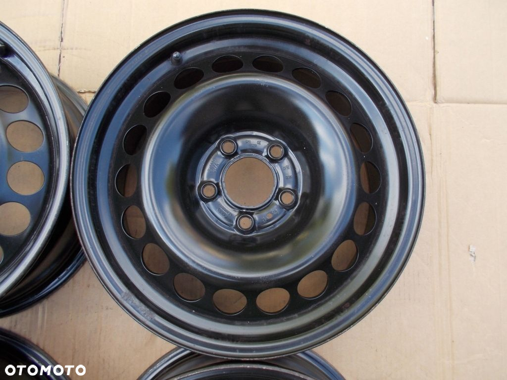 4x Felgi 16 Audi A4 B8 A6 C7 7j 5x112 ET39 / 8K0601027A - 5