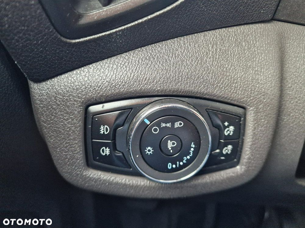 Ford Transit Connect - 35