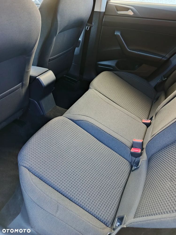 Volkswagen Polo - 9