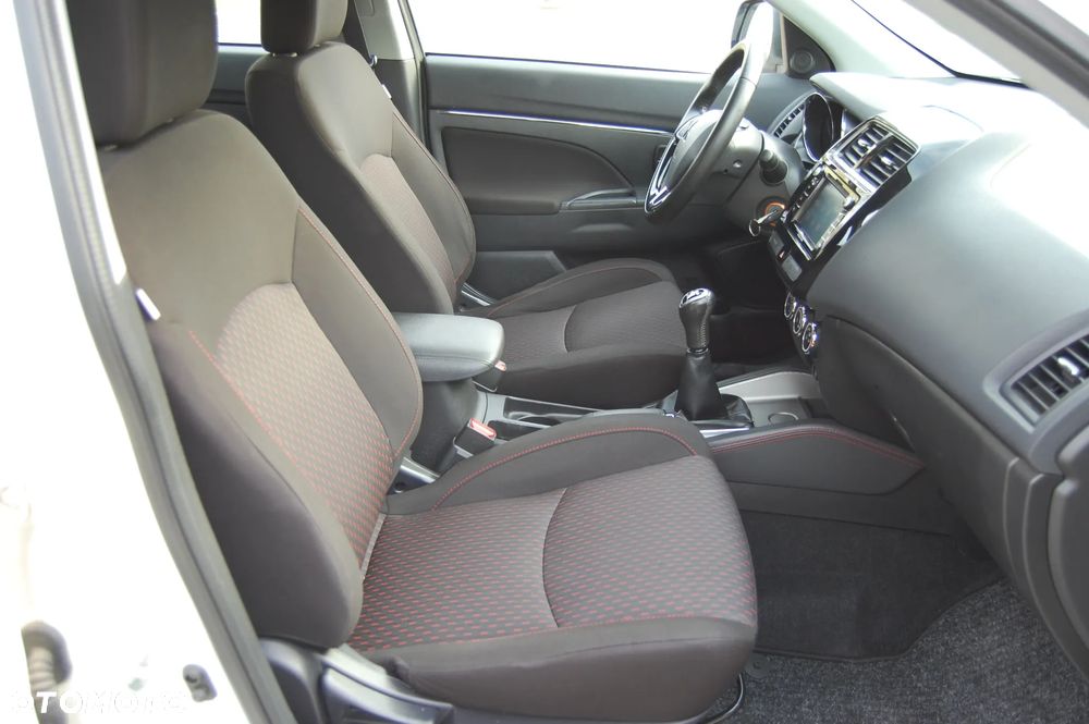 Mitsubishi ASX 1.6 ClearTec 2WD Edition+ - 23