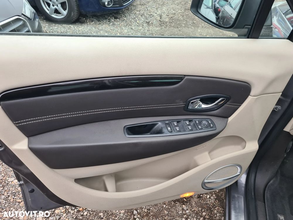 Renault Scenic - 20