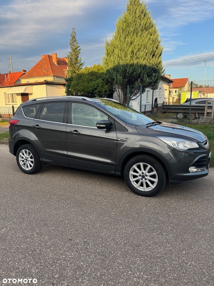 Ford Kuga 1.5 EcoBoost 2x4 Titanium - 6