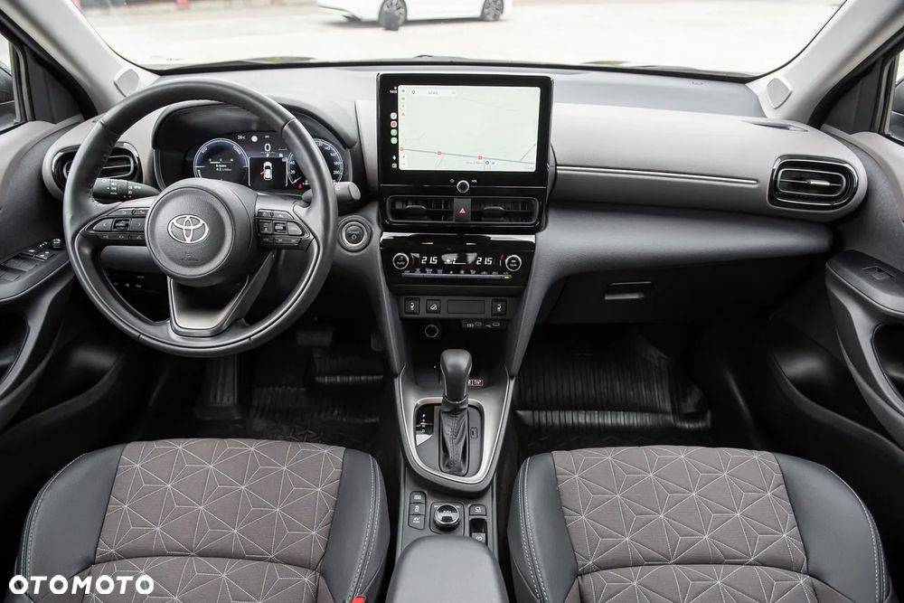 Toyota Yaris Cross Hybrid 1.5 Executive AWD - 12