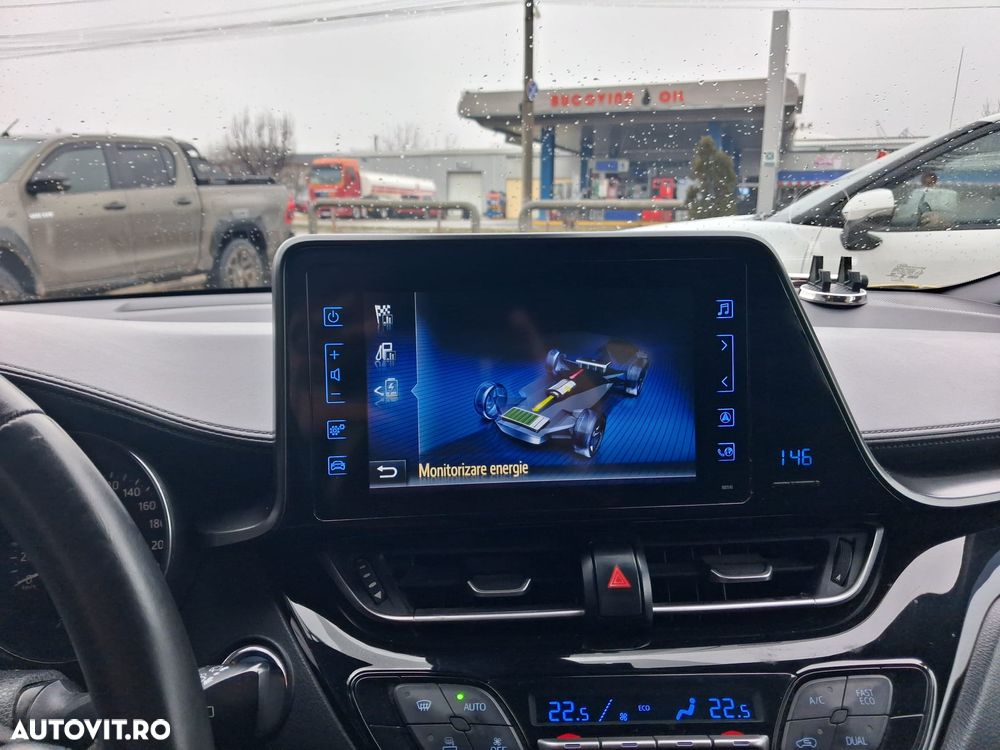 Toyota C-HR 1.8 HSD 4x2 CVT C-enter - 11