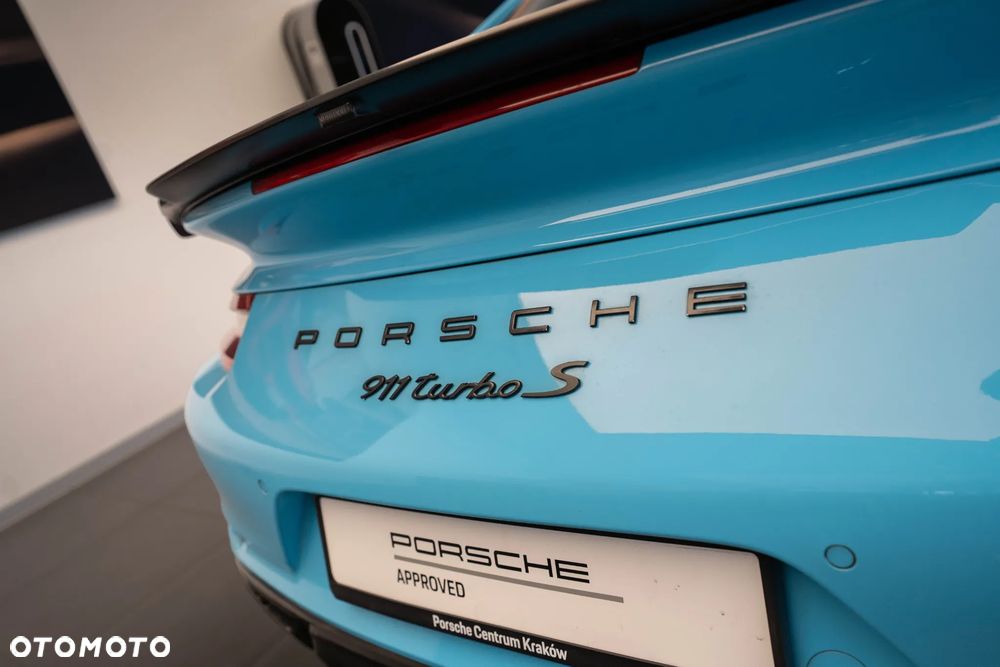 Porsche 911 - 9