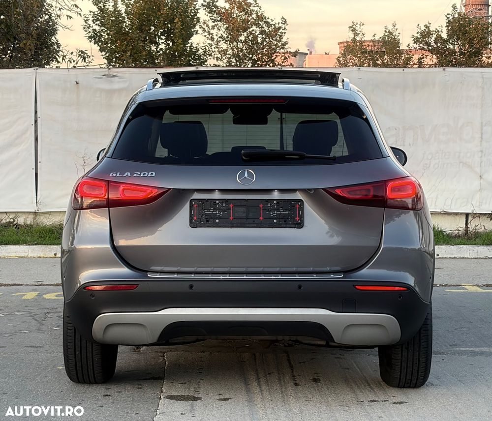 Mercedes-Benz GLA 200 7G-DCT Edition Progressive Line - 19