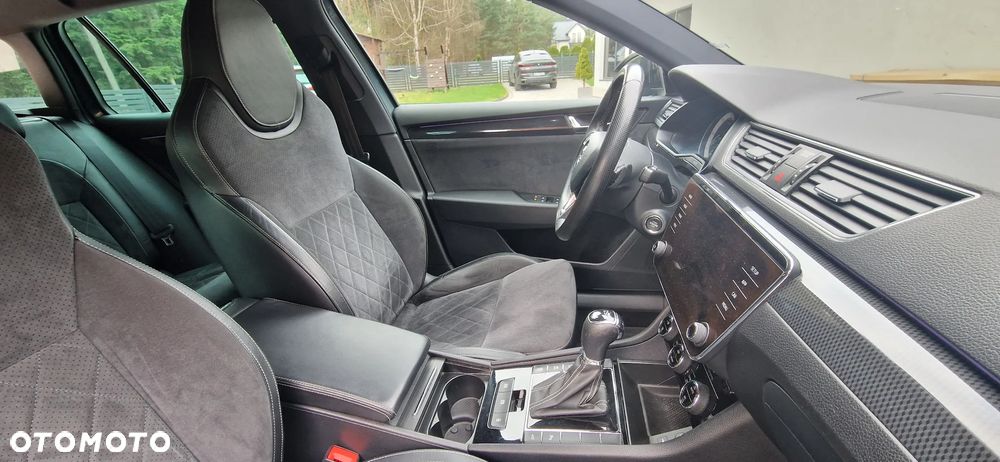 Skoda Superb 2.0 TDI 4x4 Sportline DSG - 17
