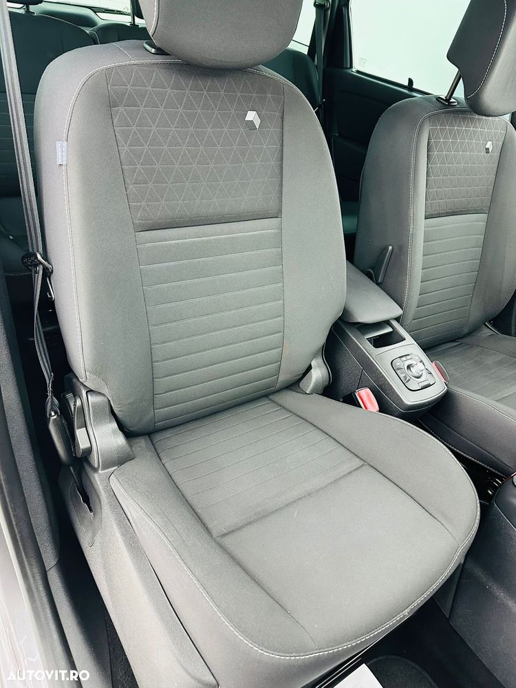 Renault Grand Scenic ENERGY dCi 110 INTENS - 17