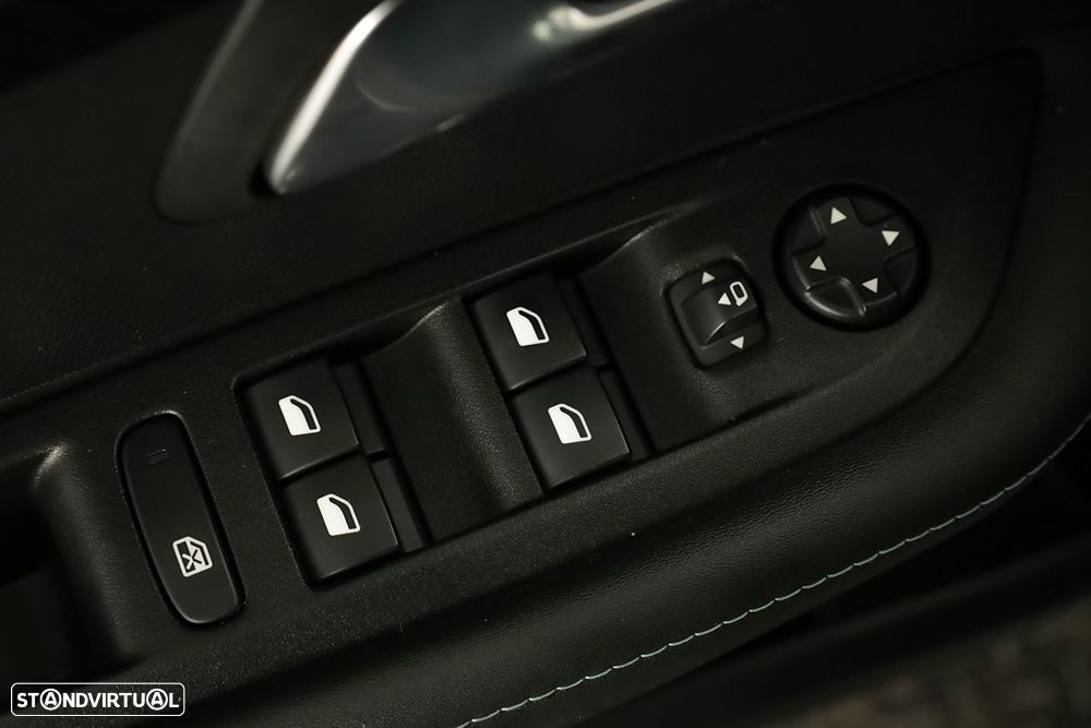 Peugeot e-208 50 kWh Allure Pack - 22