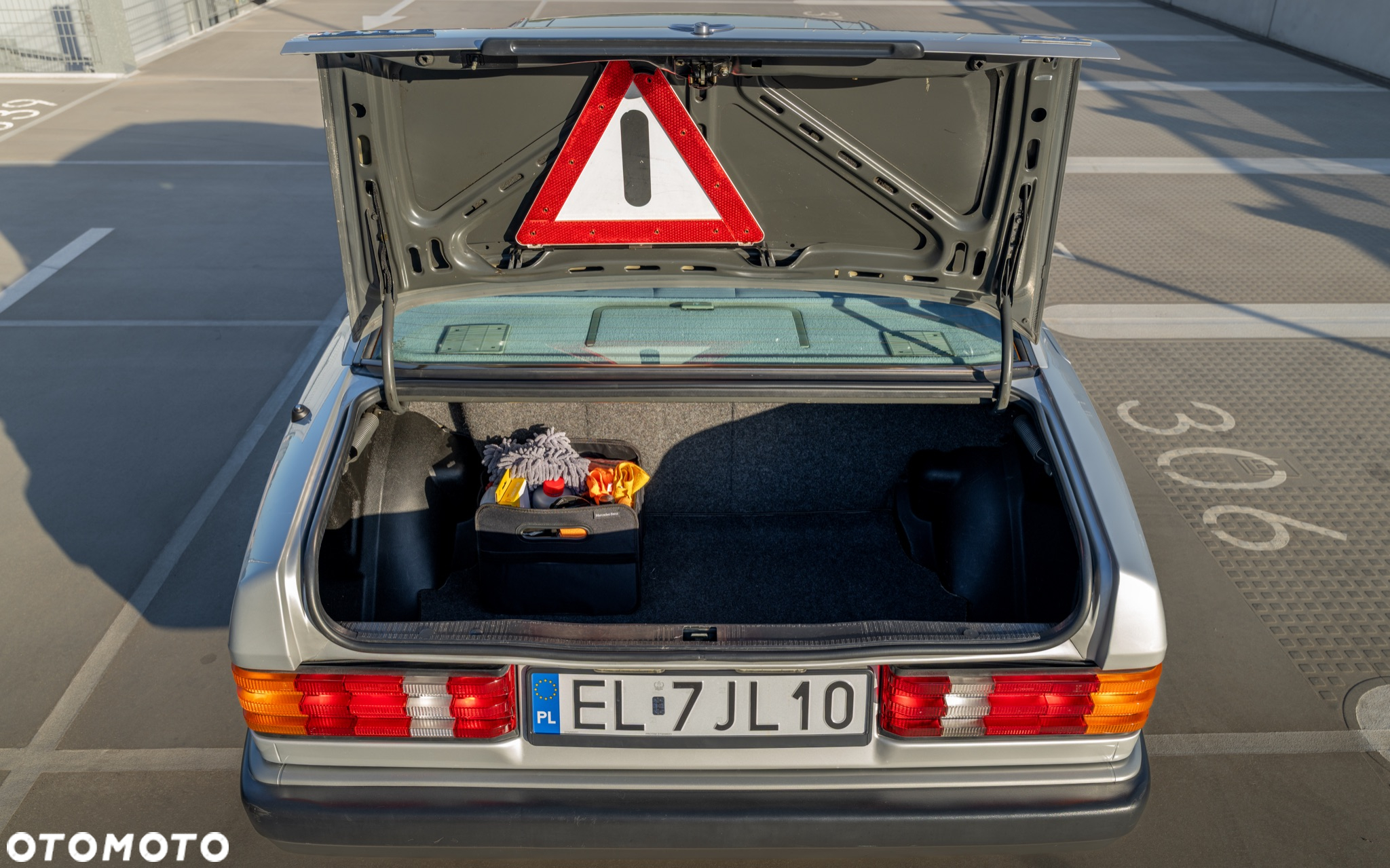 Mercedes-Benz W201 (190) - 14