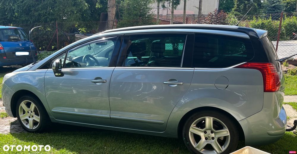 Peugeot 5008 2.0 HDi Premium + - 1