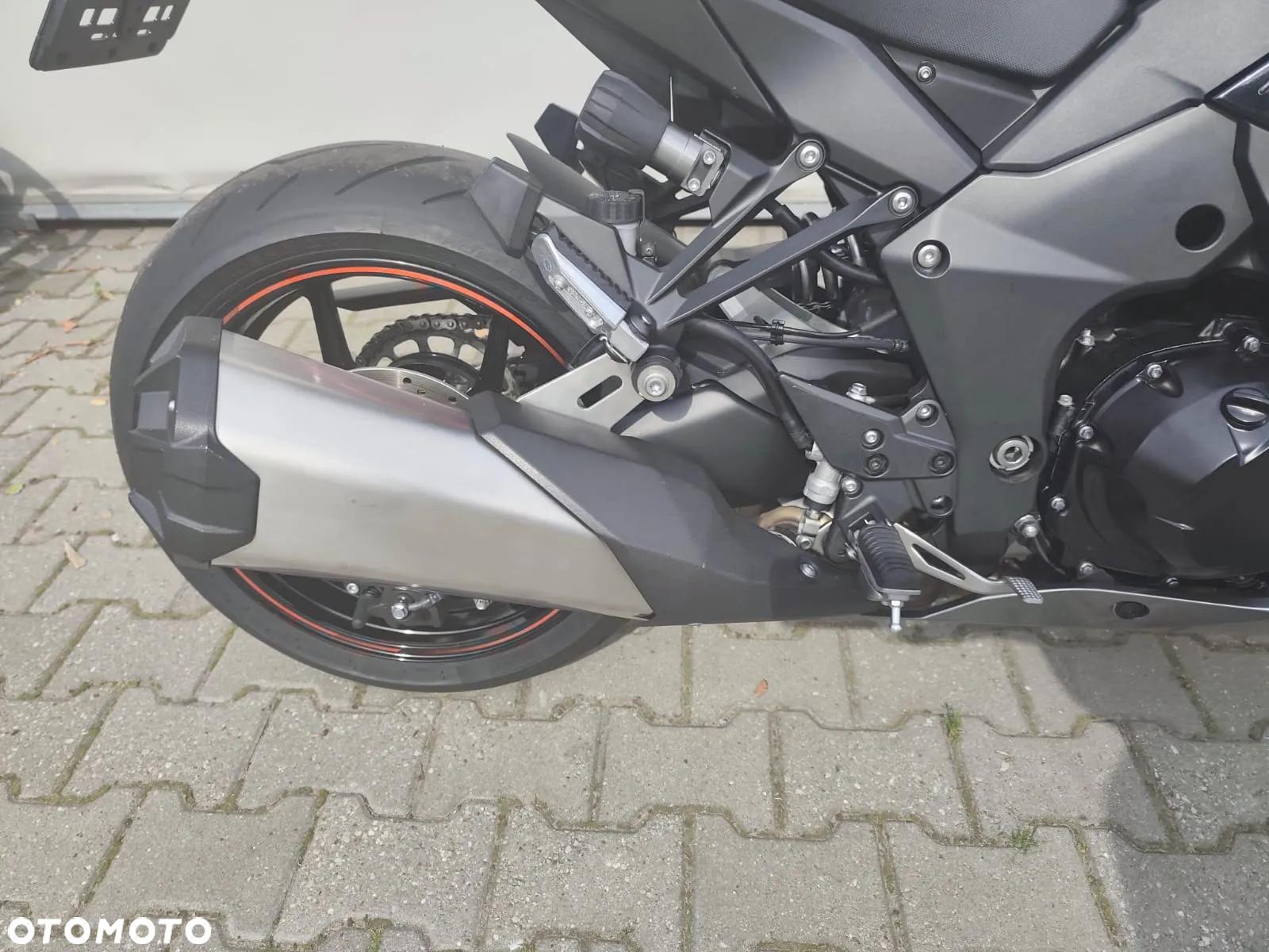 Kawasaki Ninja 1000 SX - 15