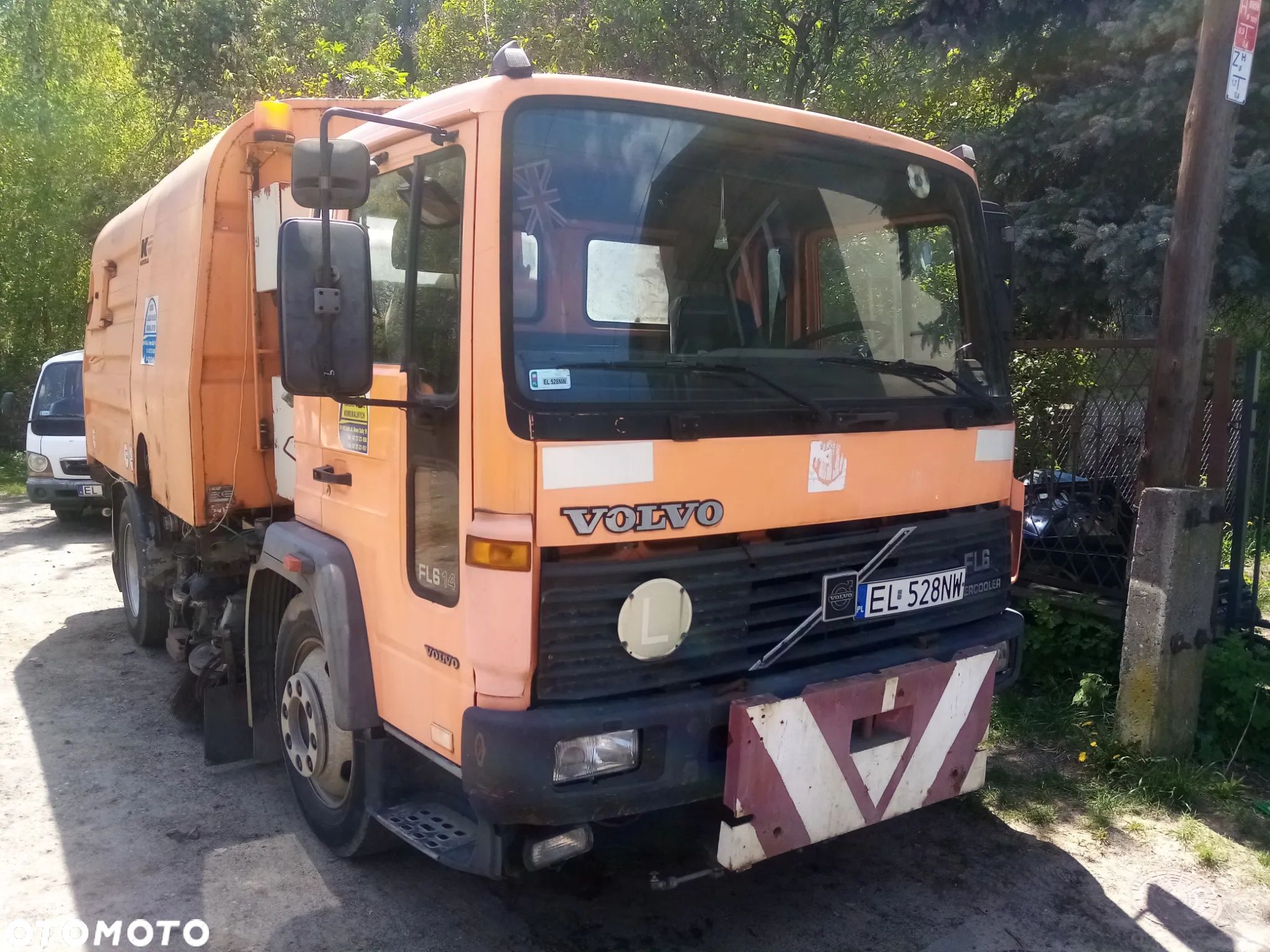Volvo FL614 - 1