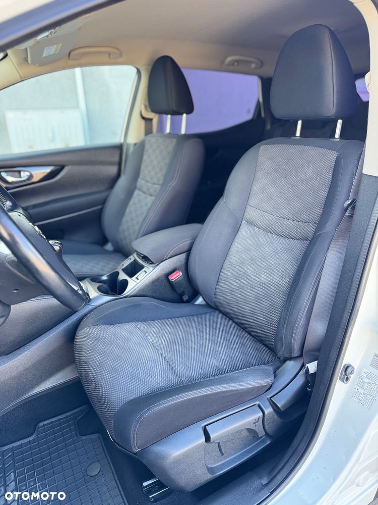 Nissan Qashqai - 15